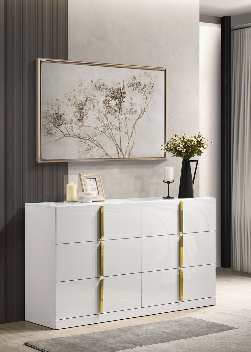 Ines Dresser