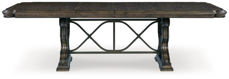 Maylee Dining Room Set