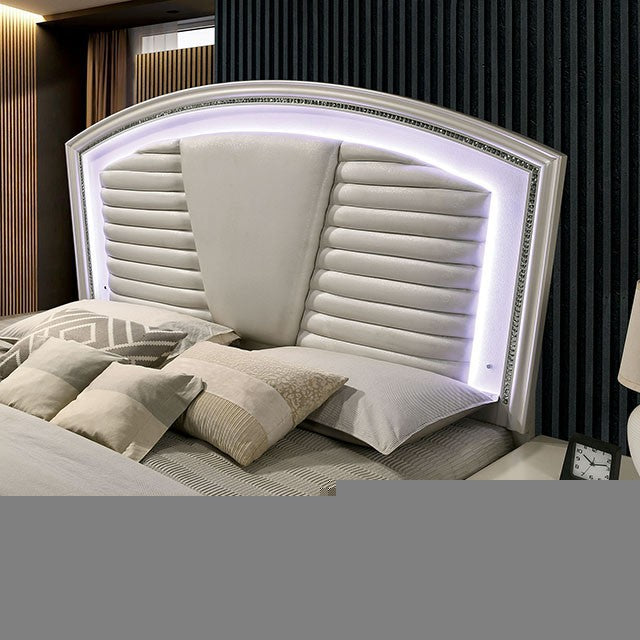Maddie Queen Bedroom Set